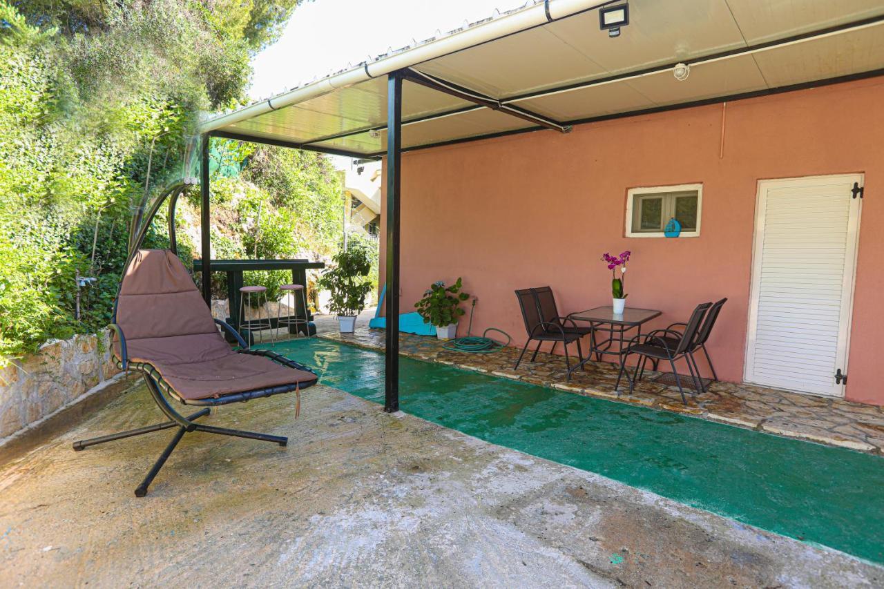 Corfu Seaside - Private Garden Retreat Appartement